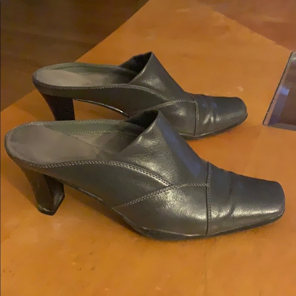 grey mules heels
